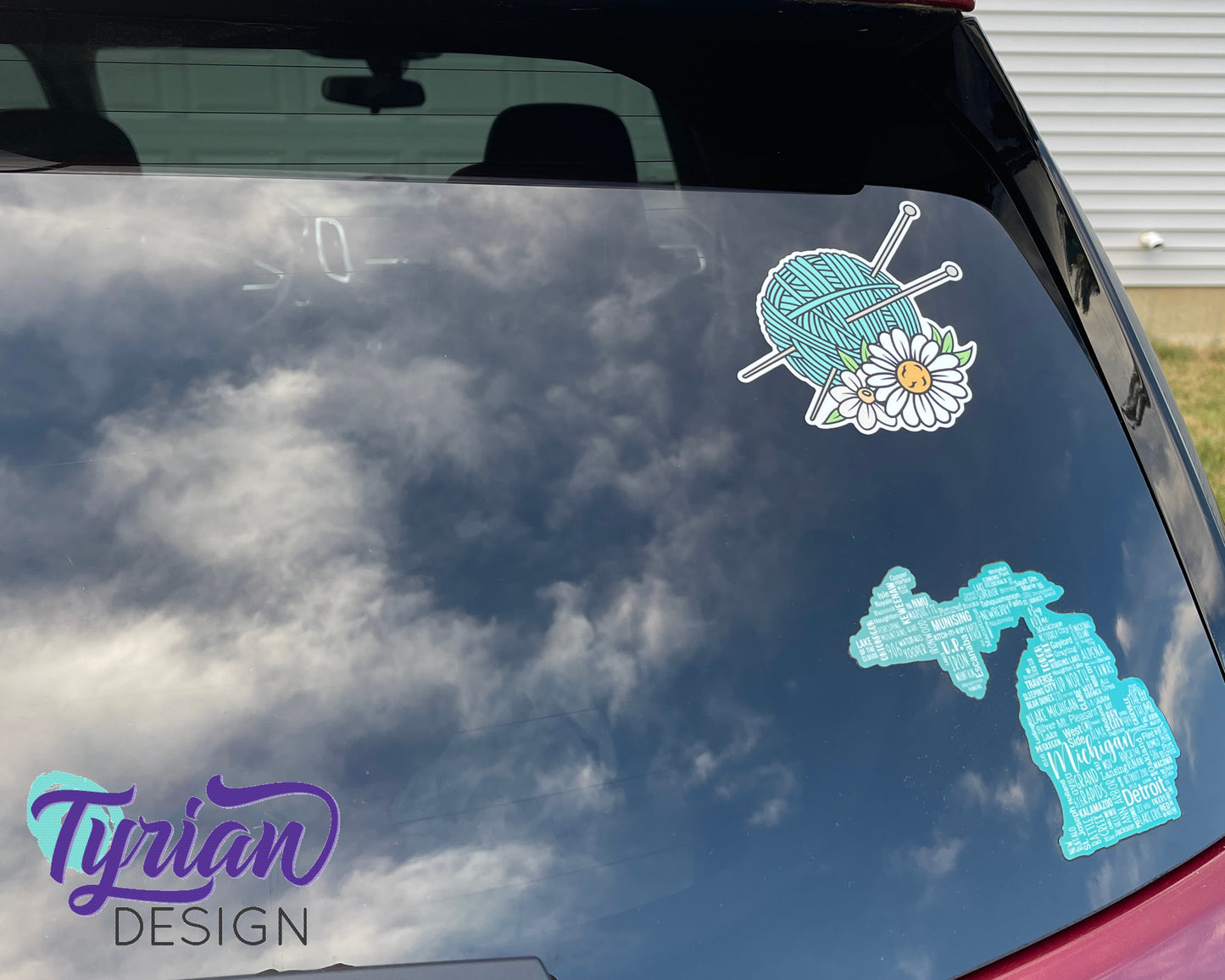 Knitting Vinyl Sticker | high quality weather proof vinyl | 5.25 x 4" | Yarn with Needles and Daisy flowers